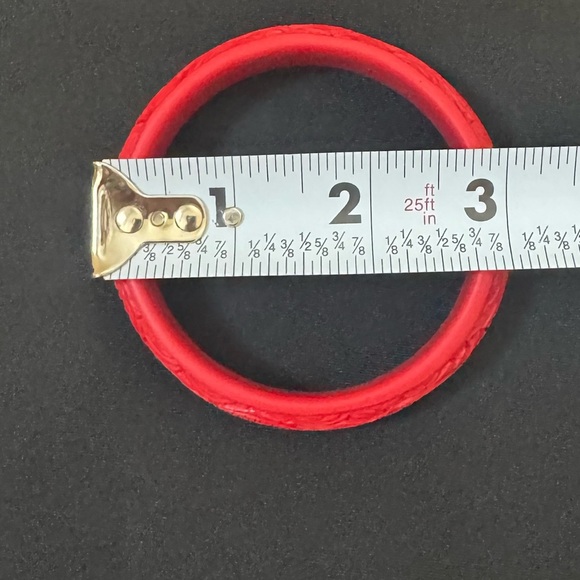 Vintage Chinese Red Carved Cinnabar Dragons Bangle Bracelet Red - Picture 9 of 9